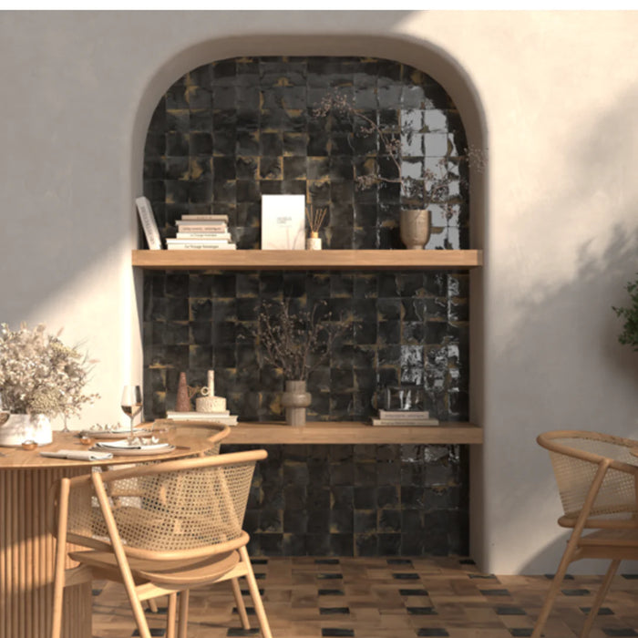 DB - Granadella Cuadrado Carbon Tile