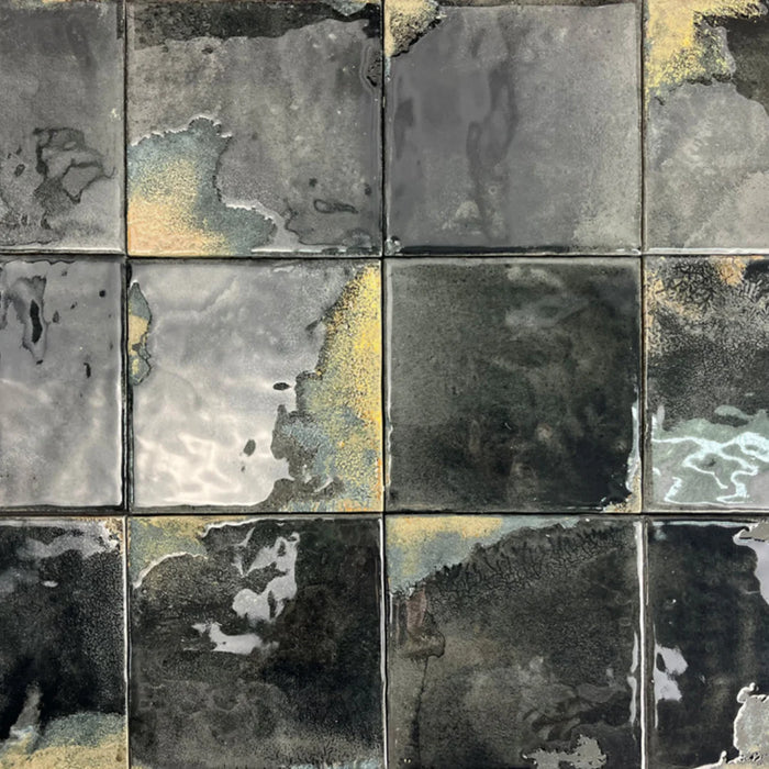 DB - Granadella Cuadrado Carbon Tile