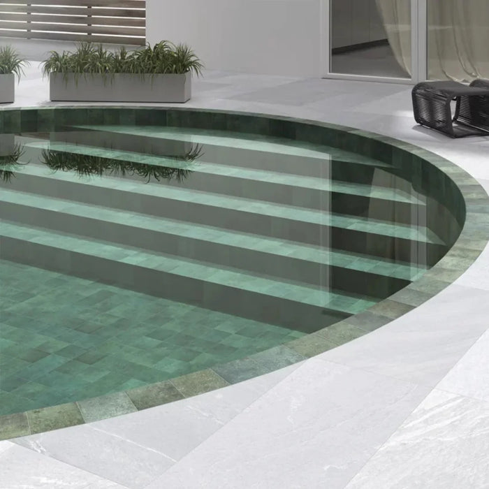 DB - Tahiti Emerald Matt Bullnose Anti-Slip Tile